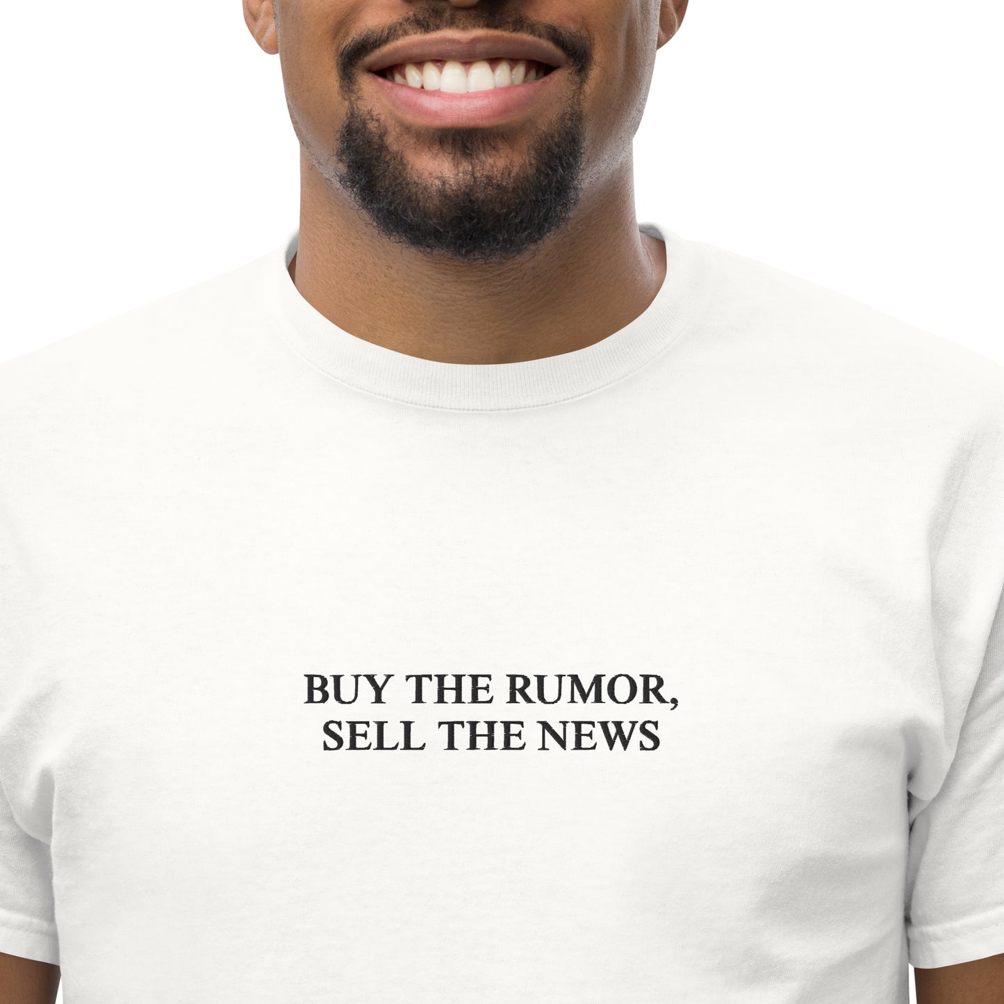 Le Crypto Daily Buy The Rumors Sell The News T-Shirt Blanc